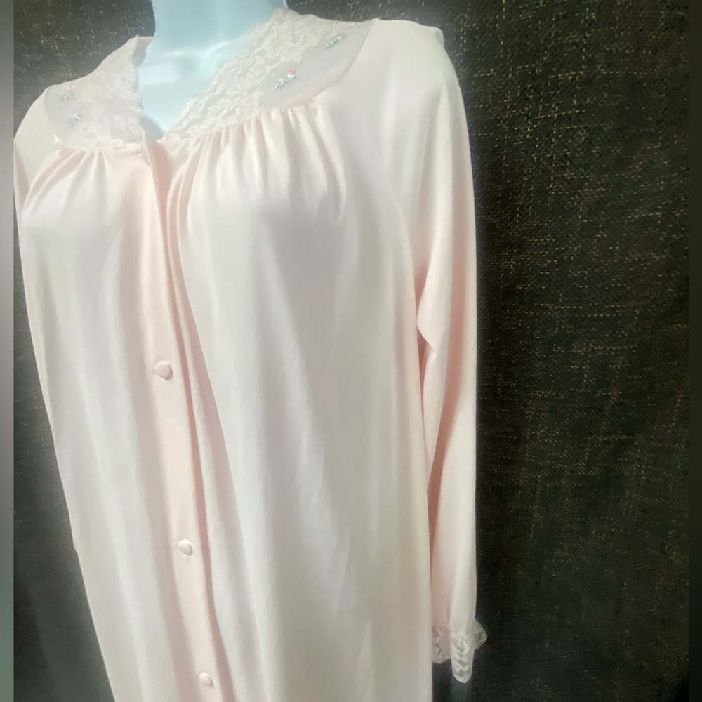 Shadowline Button Front Robe Housecoat - Picture 12 of 13